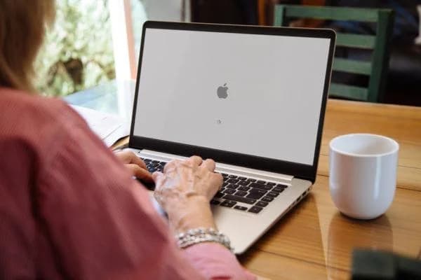 Sistema Operacional da Apple: Guia iOS, macOS e Mais
