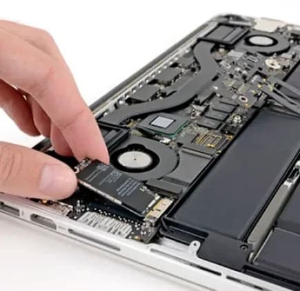Conserto de Tela MacBook Pro — imagem 2
