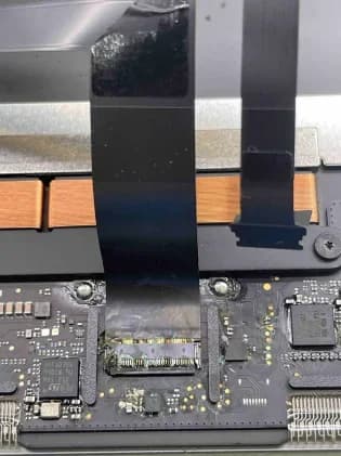 Reparo de Placa para MacBook — imagem 3