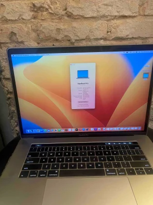 Macbook pro usado